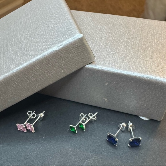3 pairs of CZ Earrings in 925 Silver - Picture 1 of 5